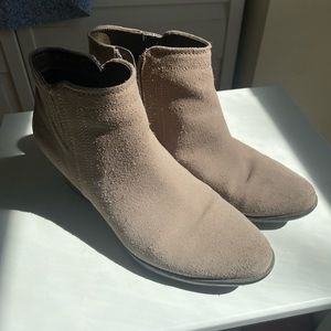 Waterproof Blondo Taupe Heeled Boots